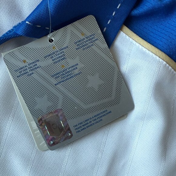 Vintage Puma Italy Euro 2016 Away Soccer Jersey - Picture 2 of 5